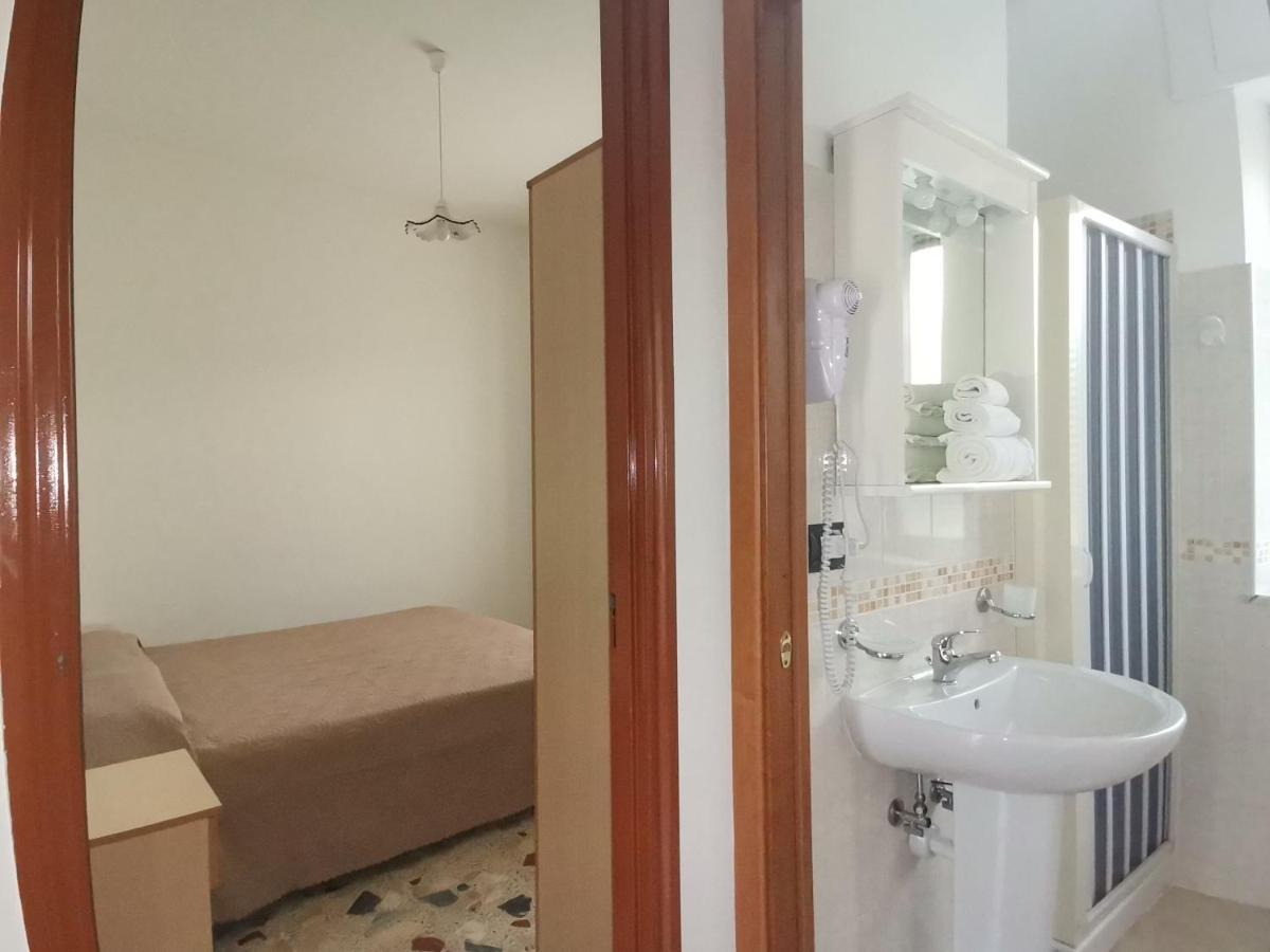 Le Zagare Case Vacanza Cropani Bagian luar foto